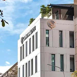 Central Inn Hotel فندق تيرانا
