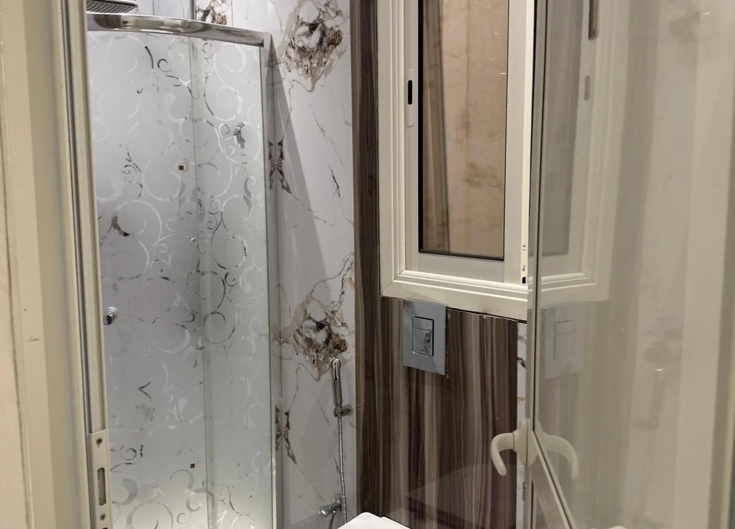 Urban Bunks Hostel - سرير في غرفة مشتركة Riyadh