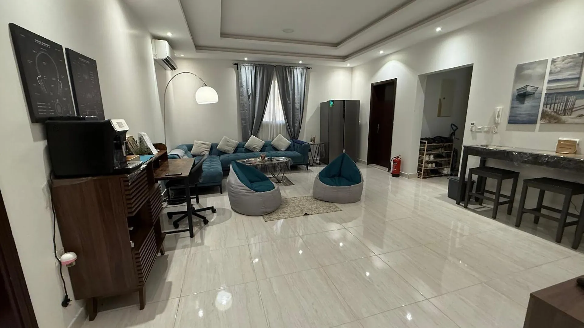 Urban Bunks Hostel - سرير في غرفة مشتركة Riyadh