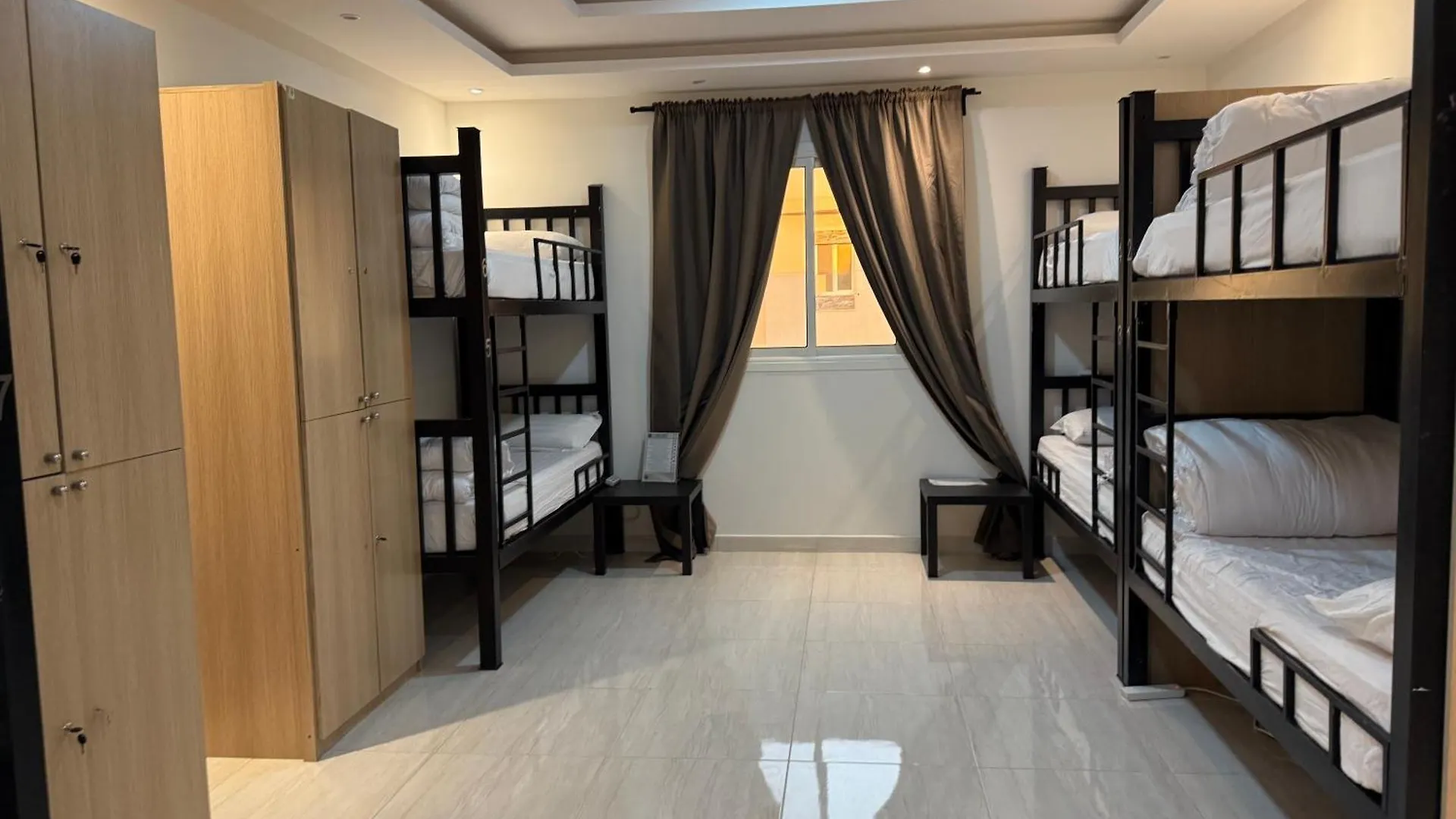 Urban Bunks Hostel - سرير في غرفة مشتركة الرياض